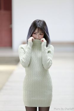 女大学生艺术照